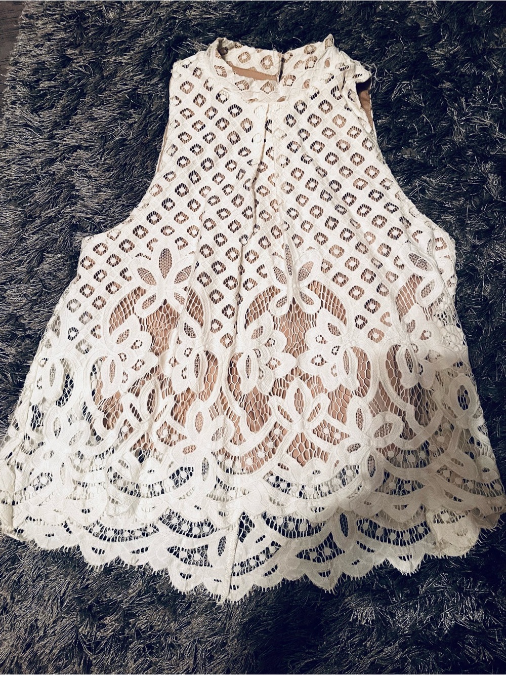 love, Fire White Lace Mock Neck Camisole